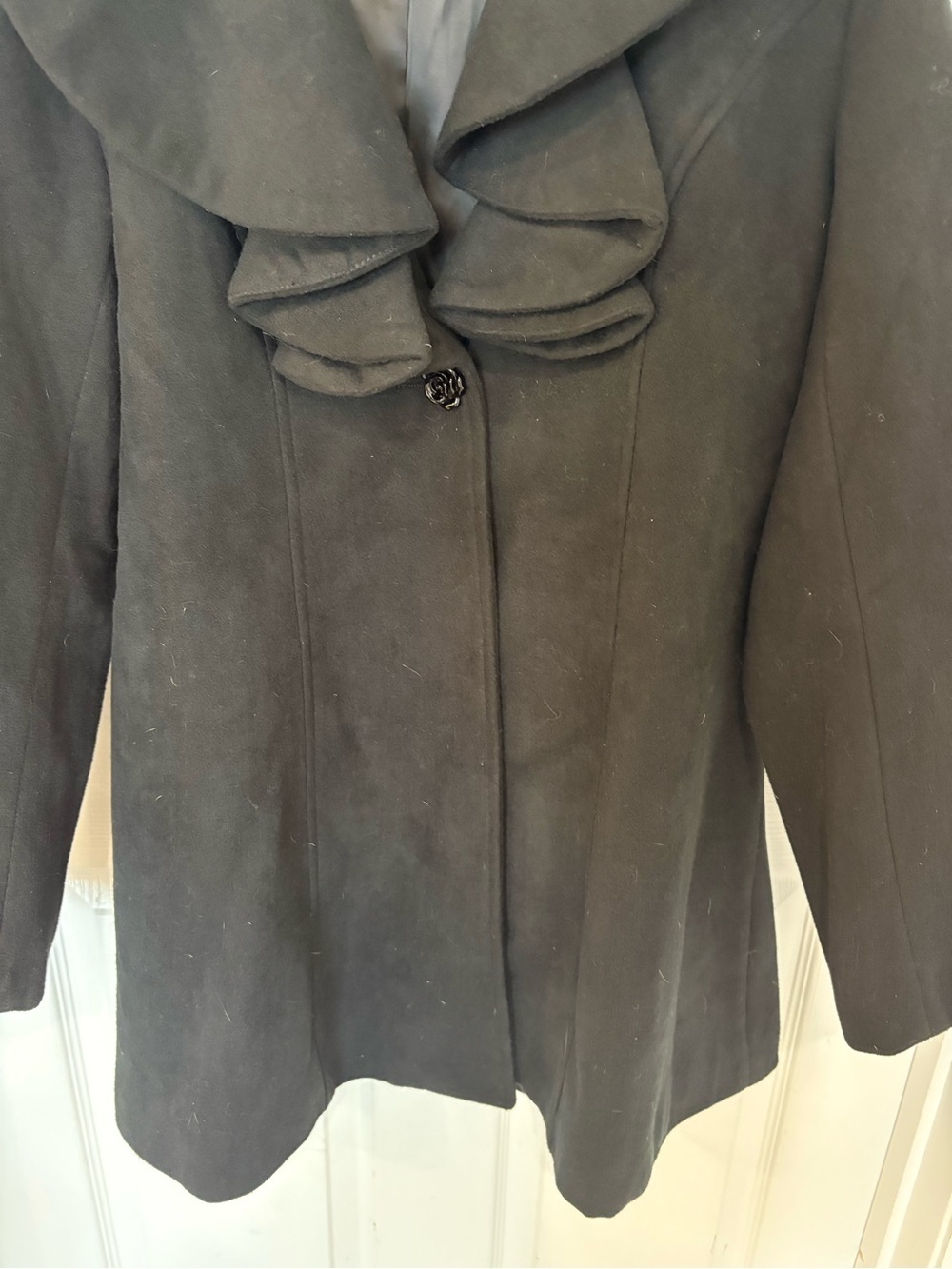 Women's Black Ruffle-Collar Pea Coat - Picture 4 of 5